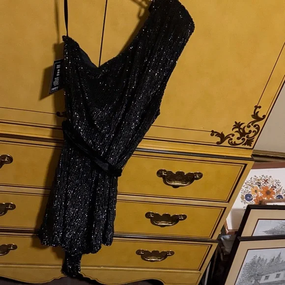 Retrofete Black Sparkle One Shoulder Dress - Picture 5 of 5